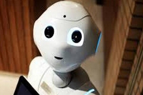 ربات‌ها برای همکاری با انسان باید قانع شوند!