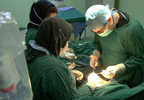 برخورد با پزشک متخلف بیمارستان فرقانی قم