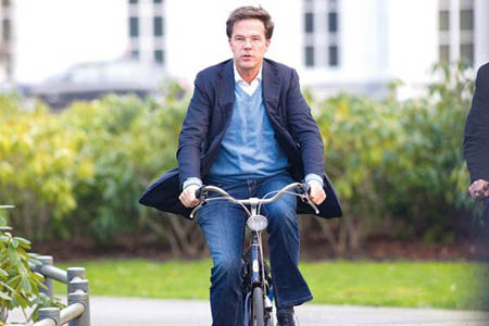 نخست‌وزیرهلند با دوچرخه به محل کار می‌رود