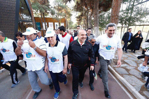 شهردار تهران و وزیر ورزش با لباس ورزشی!