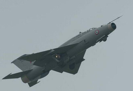 جنگنده نیروی هوایی هند سقوط کرد