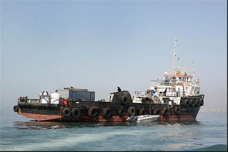 کشف 100 هزار لیتر گازوئیل قاچاق در خلیج فارس