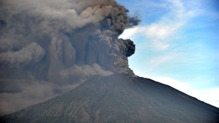 فوران کوه آتشفشانی در پاپوا گینه‌نو