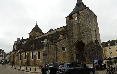 گنجینه کلیسای قرون وسطی به‌ سرقت رفت