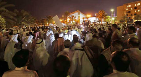 تظاهرات اعتراضی به کویت رسید