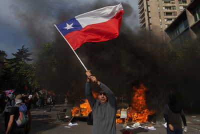 اعتراضات دانشجویان در شیلی ادامه دارد