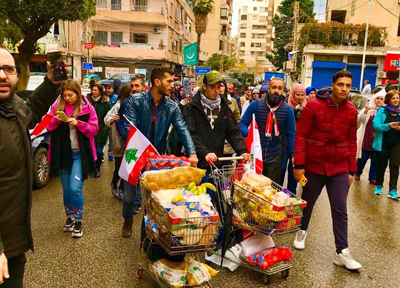 کاروان کمک به فقیران در جنوب لبنان راه افتاد