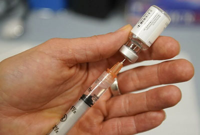 مردم برای تزریق واکسن آنفلوآنزا اصرار نکنند