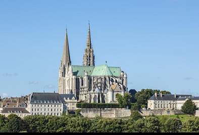 به صدا در آمدن ناقوس کلیساها در فرانسه