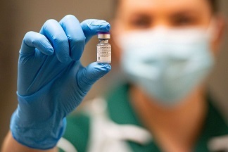 عراق ۱.۵ میلیون واکسن کرونا از شرکت فایزر خرید