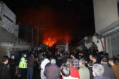 بزرگترین بازارچه مهاباد در آتش سوخت