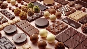 کاهش ۳۰درصدی فروش شکلات و شیرینی