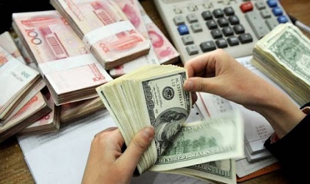 لرزه‌های ناتمام بازار ارز بر اقتصاد ایران