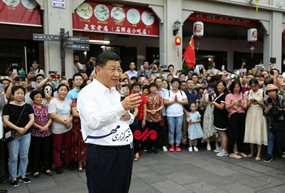 حضور رئیس جمهور چین بدون ماسک در بین مردم