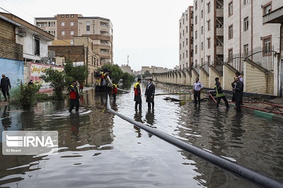 باران بار دیگر خیابان‌های اهواز را غرق آب کرد