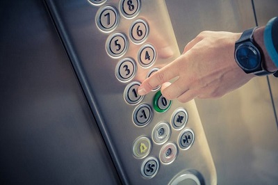 «آسانسور» ریسک ابتلا به کرونا را افزایش می‌دهد؟