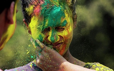 جشن رنگ هولی در هند