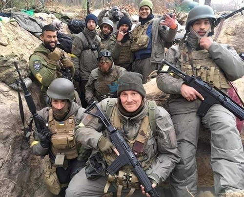 اولین نیرو‌های نظامی داوطلب وارد اوکراین شدند