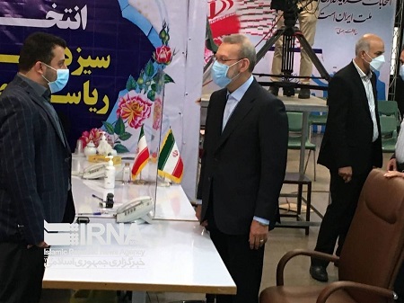 لاریجانی برای انتخابات ثبت نام کرد