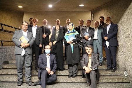 اعضای شورای شهر تهران از برج آزادی بازدید کردند