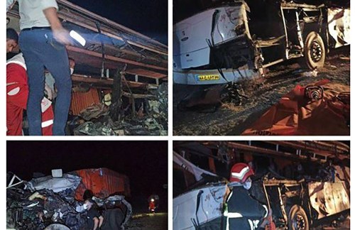 تصادف مرگبار اتوبوس مسافربری با تریلی در یزد