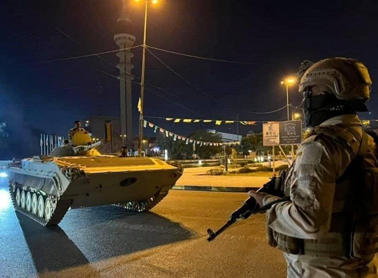 تانک‌های ارتش عراق در خیابان‌های بغداد