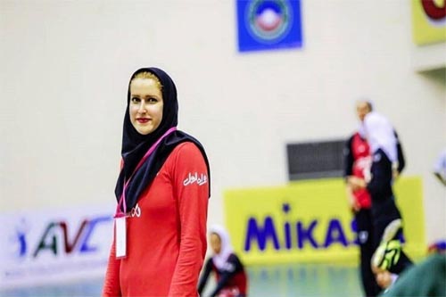 یک زن ایرانی مربی پورتو شد