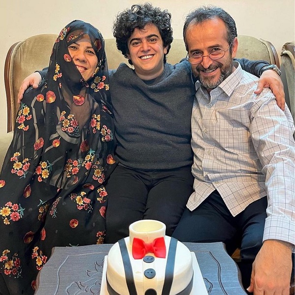 تولد ۲۶سالگی امیرمحمد در کنار پدر و مادرش