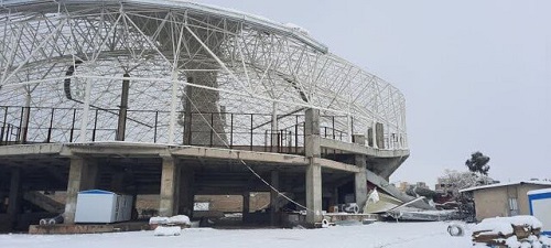 سقف ورزشگاه درحال ساخت پردیسان قم فرو ریخت