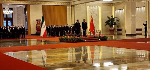 استقبال رسمی در چین؛ شلیک ۲۱ گلوله توپ به افتخار رئیسی
