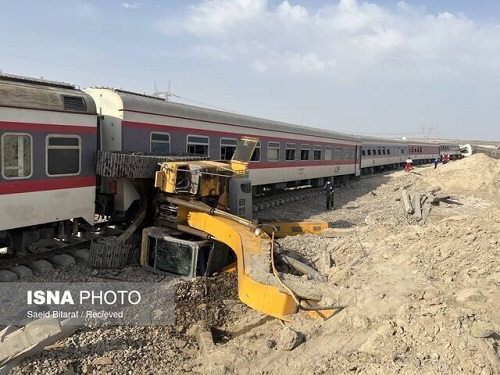 ۶ نفر در رابطه با حادثه قطار مشهد- یزد بازداشت شدند