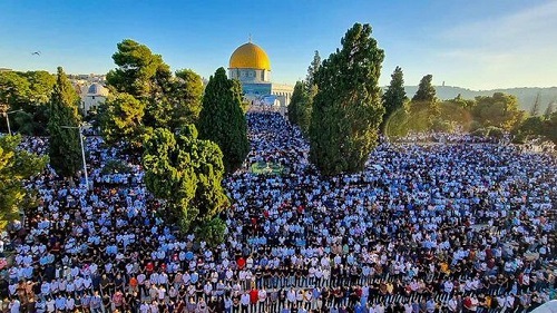 ده‌ها هزار فلسطینی نماز عید قربان را در مسجدالاقصی اقامه کردند