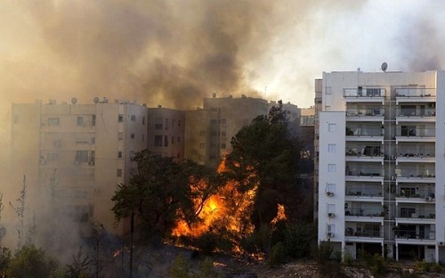 وقوع آتش‌سوزی مهیب در حیفا