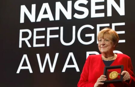 مرکل، جایزه آژانس پناهندگان سازمان ملل را دریافت کرد