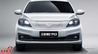 خودروساز چینی دانگ فنگ E70 الکتریکی سدان را معرفی کرد
