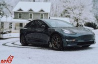 تسلا خودروهای الکتریکی خود را در هوای سرد آزمایش می کند