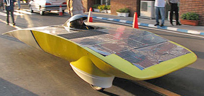 ساخت‌ خودروي‌ برقي‌ - ‌خورشيدي‌ در اردبيل‌  

