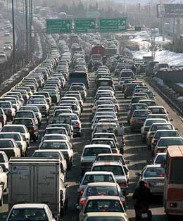 تهران برای 2 میلیون خودرو ظرفیت دارد،در حالی که 5/3 میلیون خودرو در آن تردد می‌کنند