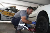 تحویل لاستیک و خدمت پنچرگیری در سبد خدمات امداد خودرو ایران