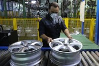 سردرگمی تولیدکنندگان در پی ابهامات بخشنامه پرداخت مابه التفاوت ارزي