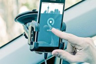 عمده ترین مشکل تاکسیرانان اینترنتی کرایه کم آنها است