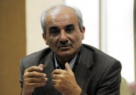 دولت 1 میلیارد دلار به هر یک از دو خودروساز پرداخت کند