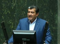 خودروسازی ها به بخش خصوصی واگذار شوند