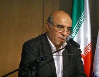 خریدار سهام دولتی خودروسازان، شرط عدم دخالت دولت در صنعت خودرو را لحاظ کند