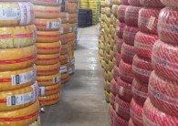 فقط قاچاقچیان لاستیک سواری وارد می کنند!