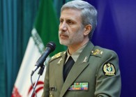 بازدید وزیر دفاع از خط تولید سایپا