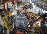 تولید روزانه ایران خودرو در مرز سه هزار دستگاه