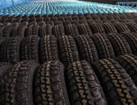 درخواست جدی تولیدکنندگان بر اعطای مجوز صادرات تایرهای بایاس