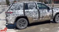 جاسوسی از جیپ گرند چروکی هیبرید پلاگین 4xe