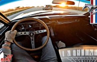 نمایش سرعت فورد موستانگ قدیمی مدل 1966 در اتوبان